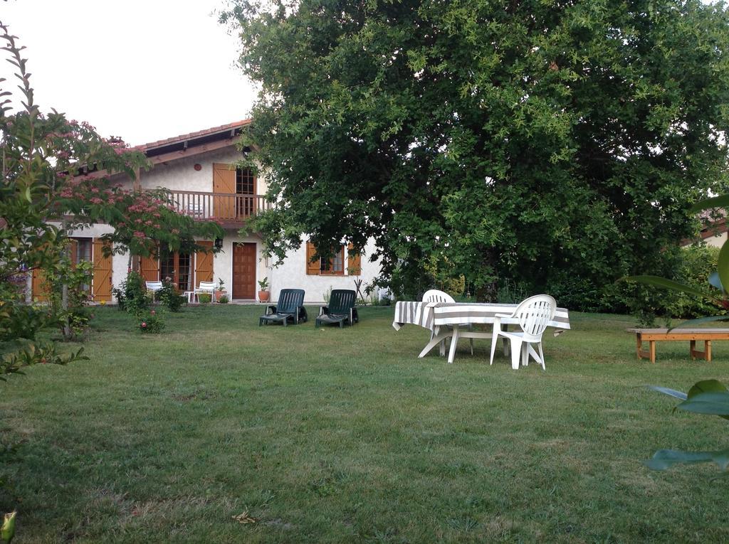 Les Arums De Bed & Breakfast